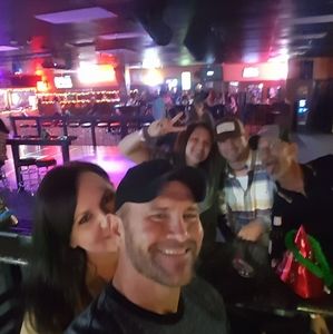 Meet your Posher, Ernest